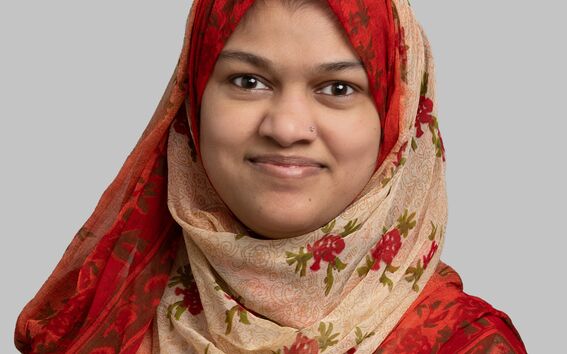 Shamshad Akther smiling