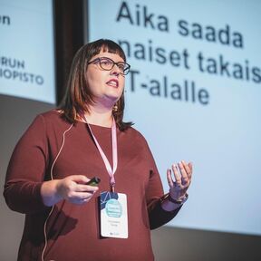 Sonja Hyrynsalmi